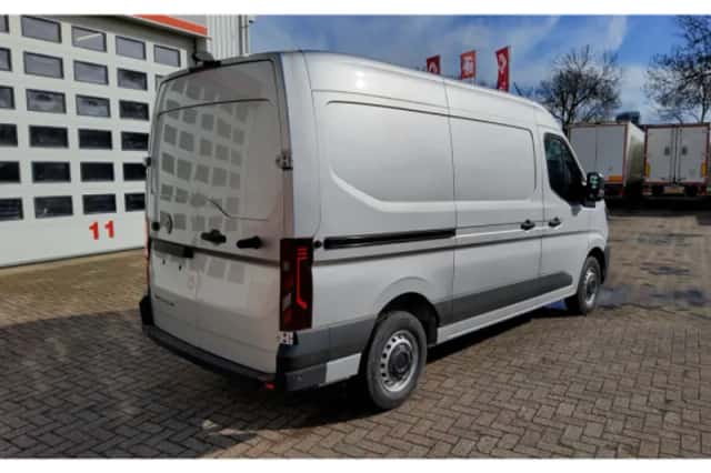 Renault 170.35 (2024) thumbnail 6