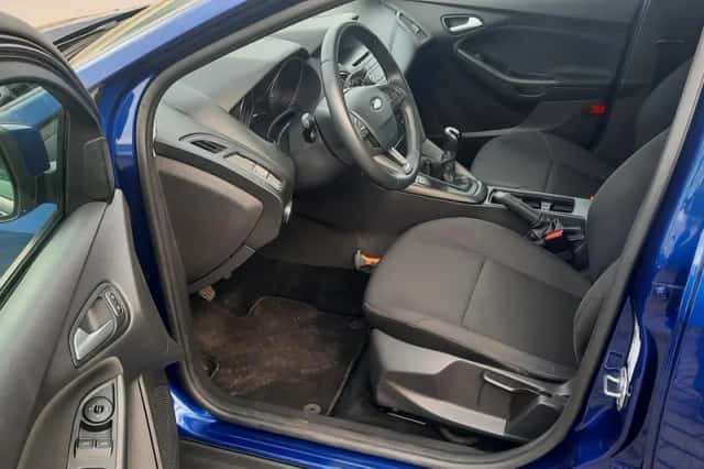 Ford Focus (2018) thumbnail 5