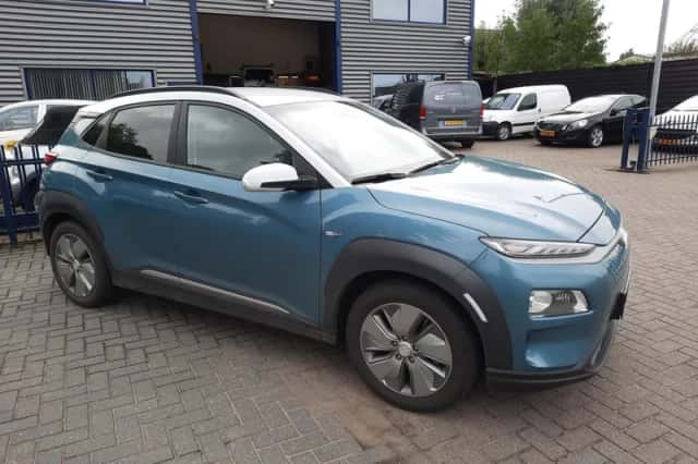 Hyundai Kona (2019) thumbnail 2