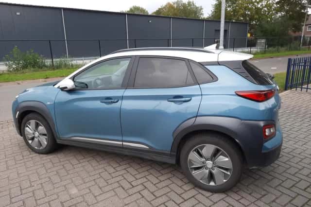 Hyundai Kona (2019) thumbnail 4