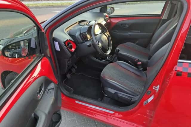 Peugeot 108 (2019) thumbnail 6