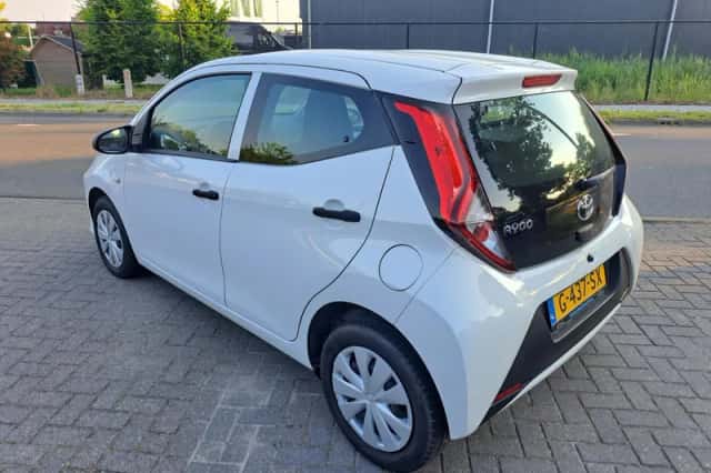 Toyota Aygo (2019) thumbnail 4