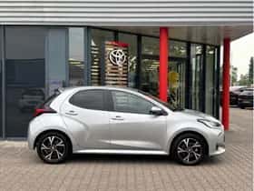 Toyota Yaris (2025) thumbnail 4