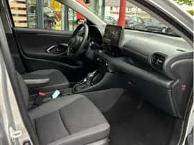 Toyota Yaris (2025) thumbnail 6