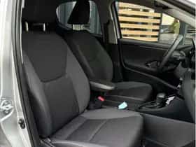 Toyota Yaris (2025) thumbnail 8