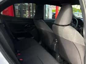 Toyota Yaris Cross (2025) thumbnail 6