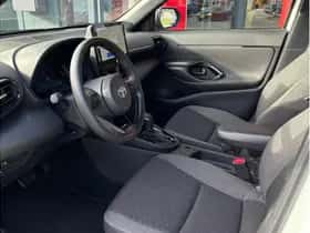 Toyota Yaris Cross (2025) thumbnail 8