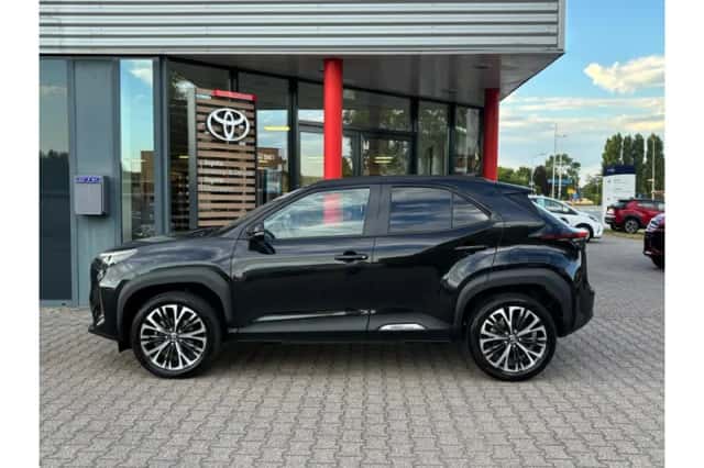 Toyota Yaris Cross (2025) thumbnail 3