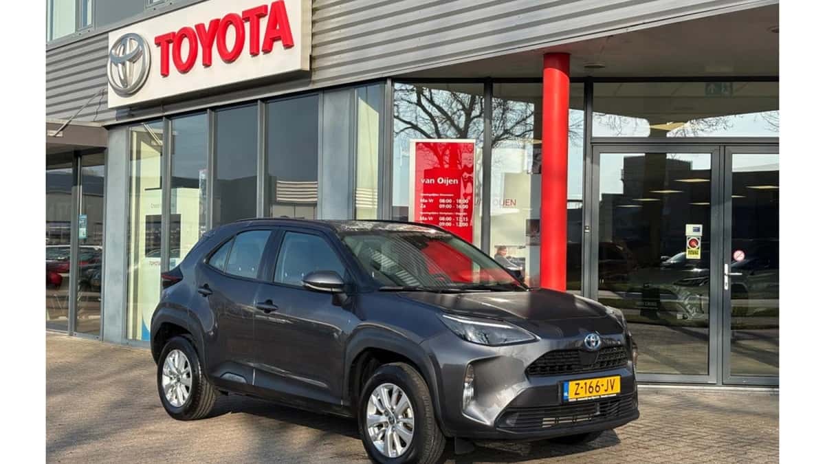Toyota Yaris Cross (2024) — foto 1
