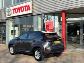 Toyota Yaris Cross (2024) thumbnail 2