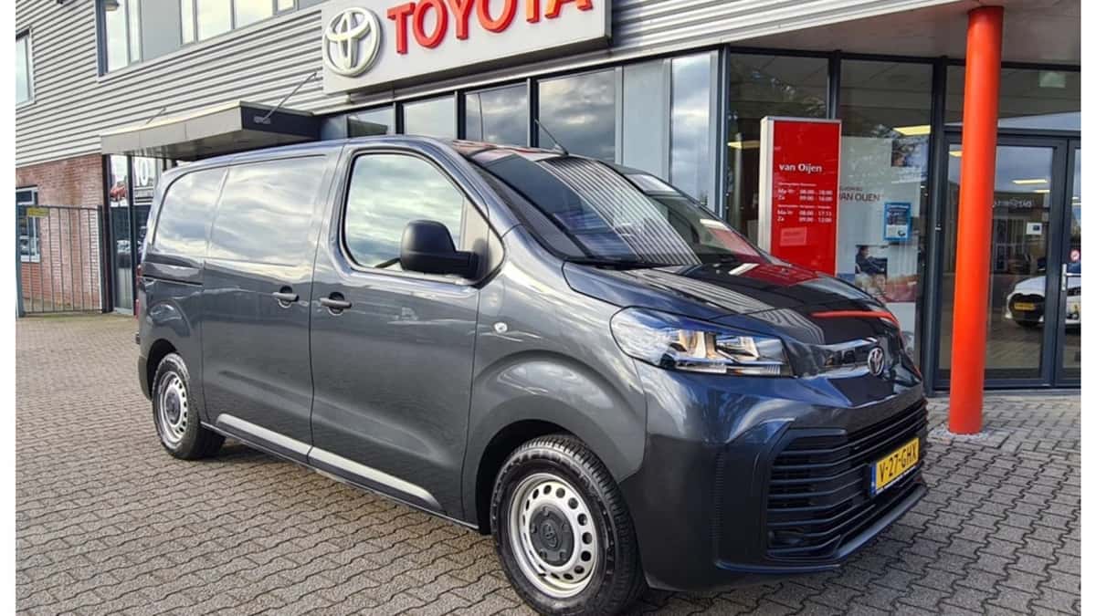 Toyota Proace (2024) — foto 1
