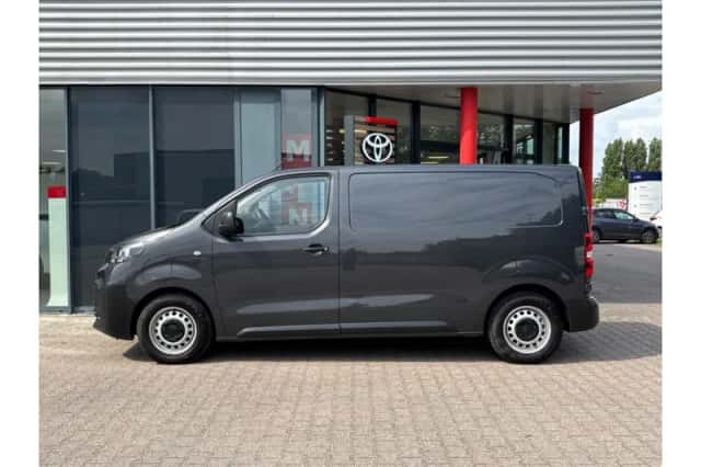 Toyota Proace (2024) thumbnail 3