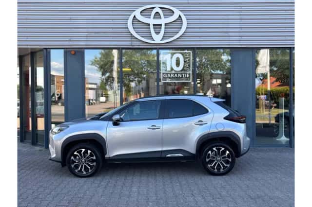 Toyota Yaris Cross (2025) thumbnail 3