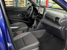 Toyota Yaris Cross (2025) thumbnail 8