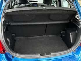 Toyota Yaris (2016) thumbnail 6