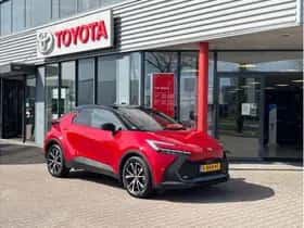 Toyota C-HR (2024) thumbnail 1