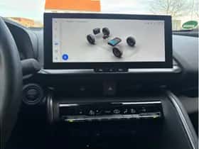 Toyota C-HR (2024) thumbnail 15