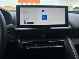 Toyota C-HR (2024) thumbnail 16