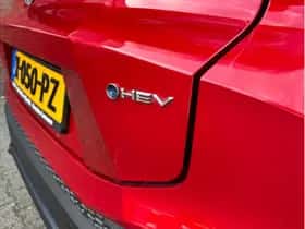 Toyota C-HR (2024) thumbnail 19