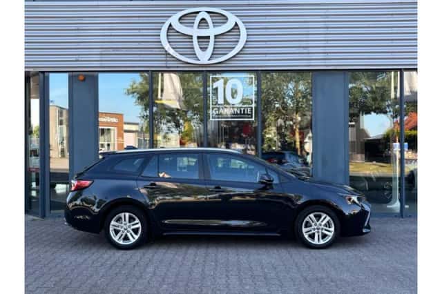 Toyota Corolla (2022) thumbnail 4