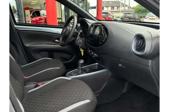 Toyota Aygo X (2025) thumbnail 6