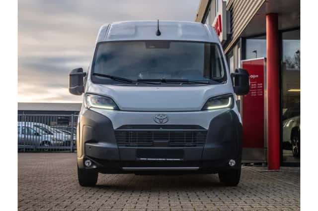 Toyota Proace (2024) thumbnail 4