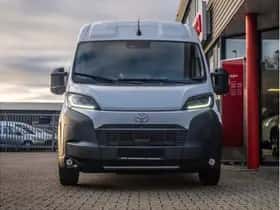 Toyota Proace (2024) thumbnail 4