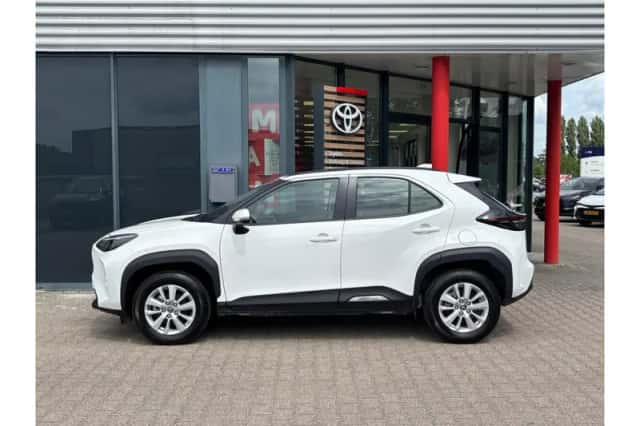 Toyota Yaris Cross (2025) thumbnail 3