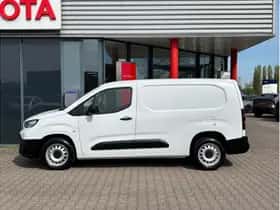 Toyota Proace (2024) thumbnail 6