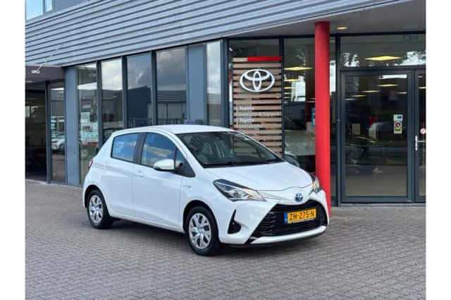 Toyota Yaris (2019) thumbnail 1