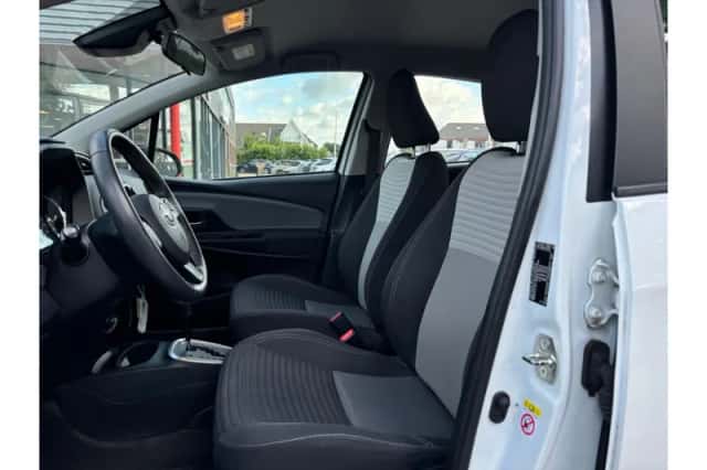 Toyota Yaris (2019) thumbnail 6
