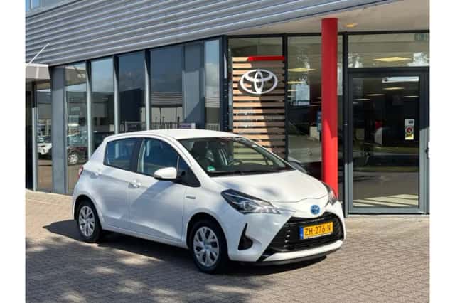 Toyota Yaris (2019) thumbnail 1