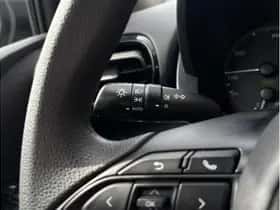 Toyota Yaris (2024) thumbnail 19
