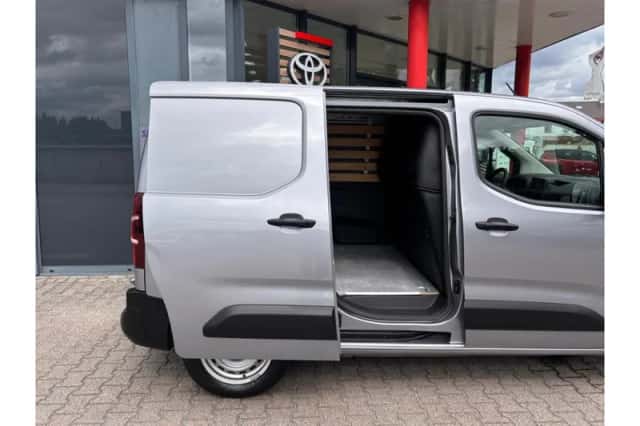 Toyota Proace (2020) thumbnail 5
