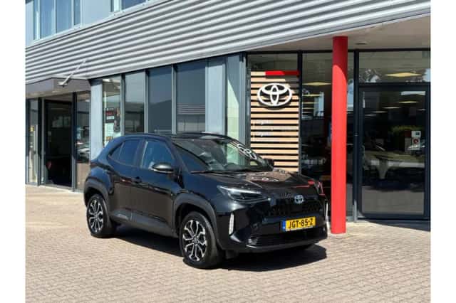 Toyota Yaris Cross (2024) thumbnail 1