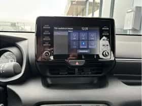 Toyota Yaris (2022) thumbnail 11