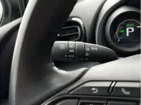 Toyota Yaris (2022) thumbnail 14