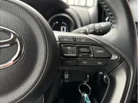 Toyota Yaris (2022) thumbnail 15