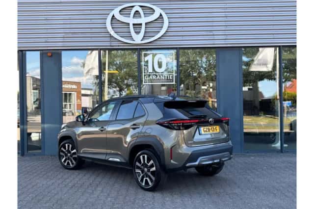Toyota Yaris Cross (2025) thumbnail 2