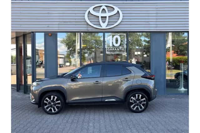 Toyota Yaris Cross (2025) thumbnail 3