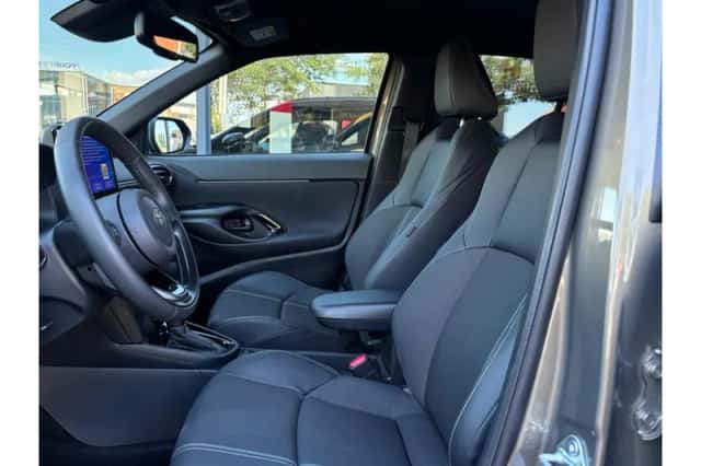 Toyota Yaris Cross (2025) thumbnail 5