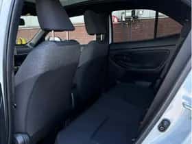 Toyota Yaris Cross (2023) thumbnail 11