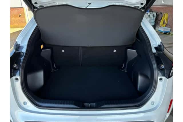 Toyota Yaris Cross (2023) thumbnail 6