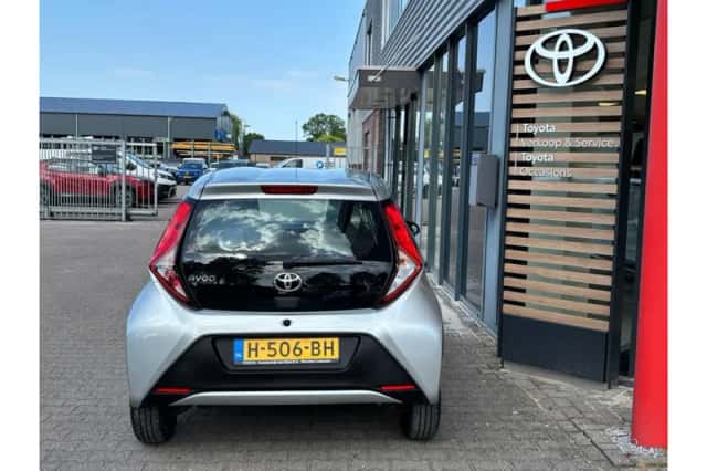 Toyota Aygo (2019) thumbnail 5