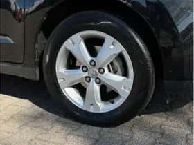 Toyota Urban Cruiser (2010) thumbnail 18