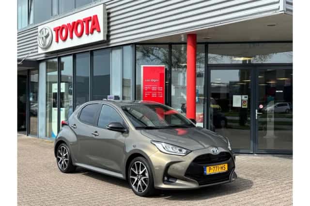 Toyota Yaris (2022) thumbnail 1