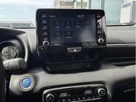 Toyota Yaris (2022) thumbnail 16