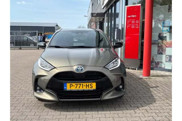 Toyota Yaris (2022) thumbnail 6