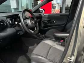 Toyota Yaris (2022) thumbnail 8