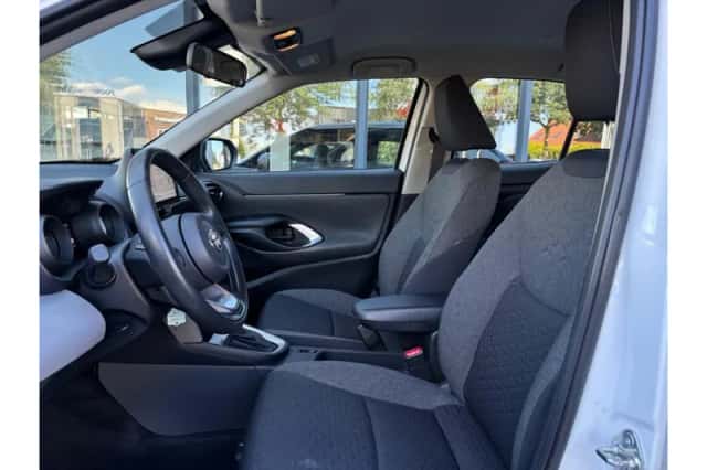 Toyota Yaris Cross (2022) thumbnail 6